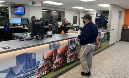 Lakeside International Trucks