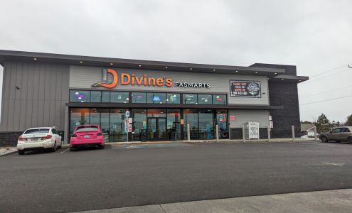 Divine's Convenience Store