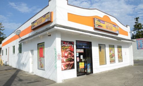 Luna's Mexican Market