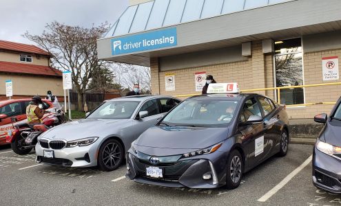 Wise and smart driving school 2210 Quadra St #2, Victoria British Columbia V8T 4C6