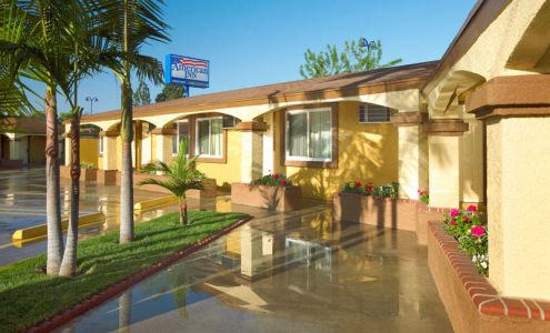 American Inn Downey