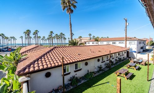 Sand Castle Inn and Suites