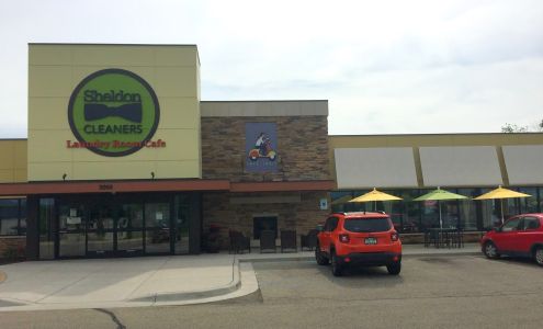 Laundry Room at Sheldon