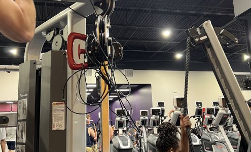 Crunch Fitness - Harrisburg