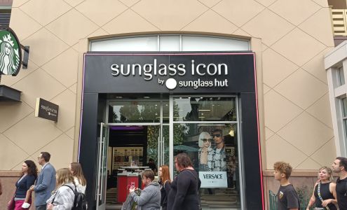 Sunglass Hut