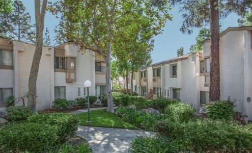 Country Woods Apartment Homes