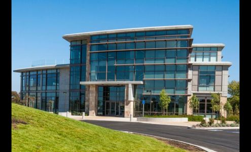 UCI Health Gavin Herbert Eye Institute — Irvine