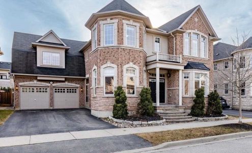 Alex Borcea, RE/MAX Real Estate Centre Inc.