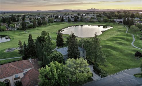 Brookside Golf & Country Club