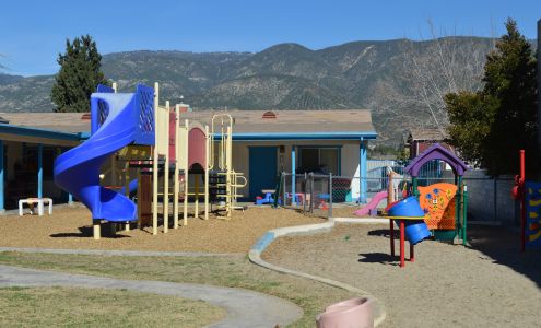 Oak Tree Learning Center 680 W. 40th St