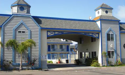 Del Playa Inn