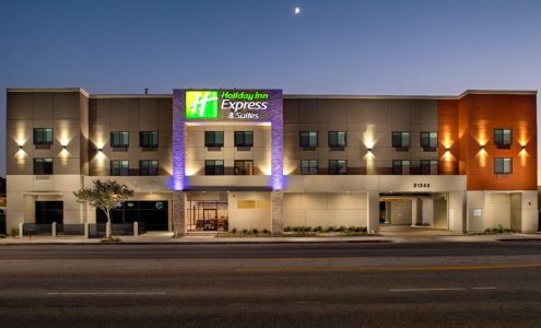 Holiday Inn Express & Suites Chatsworth by IHG