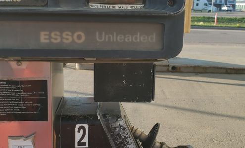Esso Kindersley