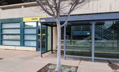 Hertz Stanford - Oak Road HLE