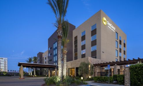SunCoast Park Hotel Anaheim Resort, Tapestry by Hilton