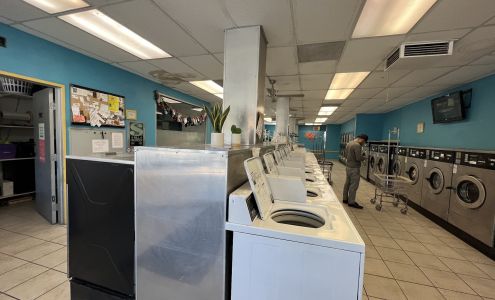 Malibu Canyon Coin Laundry