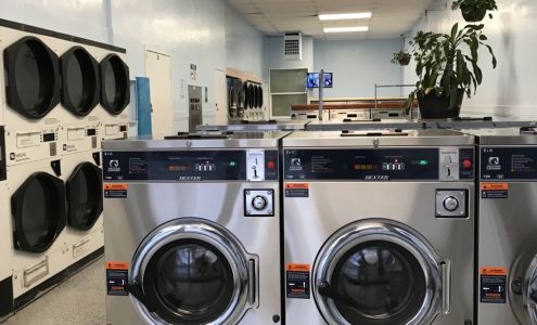 WashoTonic Laundromat- Coin Laundry