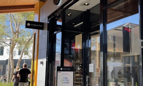 Sunglass Hut Corte Madera