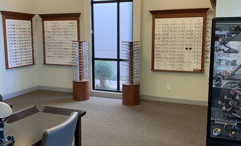 Puccinelli Optometry