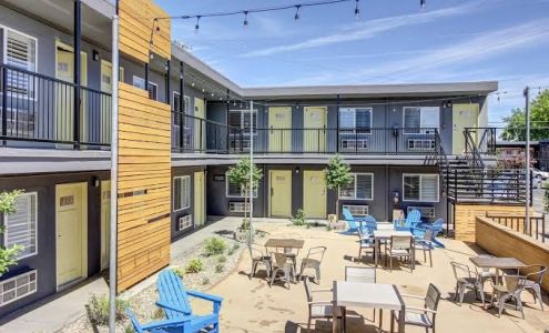 Americana Modern Hotel