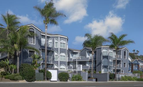 The Beachfront Inn & Suites at Dana Point Capistrano Beach