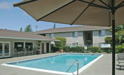 Bella Vista Apartments