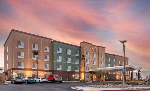 Best Western Plus Desert View Inn & Suites