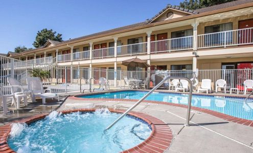 Quality Inn & Suites Woodland - Sacramento Airport
