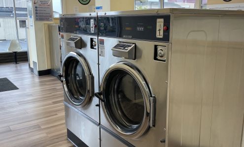 University Wash & Dry