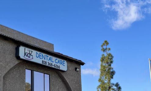 Kidz Dental Care 11239 Tampa Ave #208, Northridge California 91326