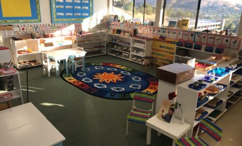 Montessori In Motion