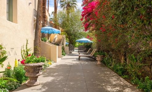 The Willows Historic Palm Springs Inn