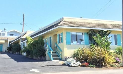 Beach Bungalow Inn & Suites