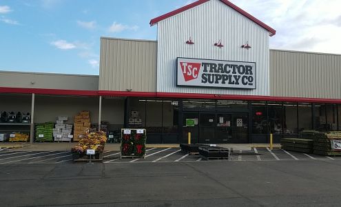 Tractor Supply Ashdown