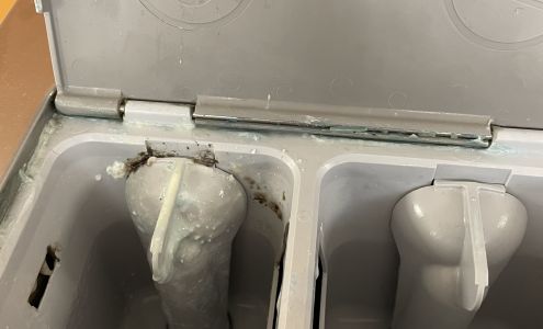 Newtown Road Laundromat