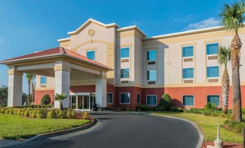 Comfort Inn & Suites Wildwood - The Villages