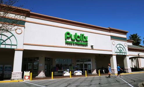 Shoppes at Paradise Pointe