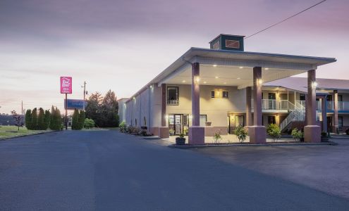 Red Roof Inn & Suites Rome