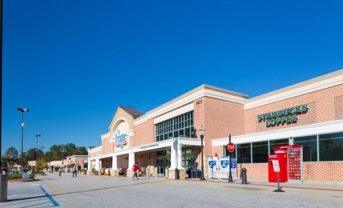 Royal Lakes Marketplace