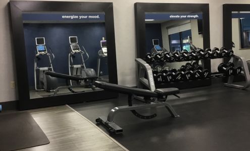 Hampton Inn Fitness Center Fairbanks