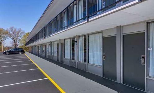 Quality Inn & Suites Cartersville South