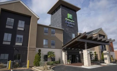 Holiday Inn Express & Suites Locust Grove, an IHG Hotel