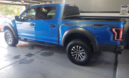 MIKE'S CAR CARE / CERTIFIED CERAMIC COATING INSTALLER AND DETAILING