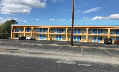 Country Hearth Inn & Suites Cartersville