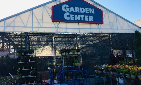 Lowe's Garden Center