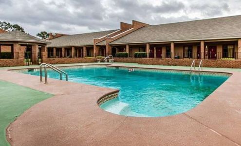 Econo Lodge Inn & Suites Enterprise