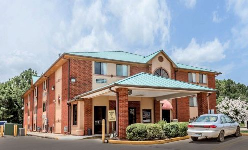 Quality Inn Pell City I-20 exit 158