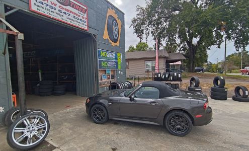 MAK Tires Clarksville