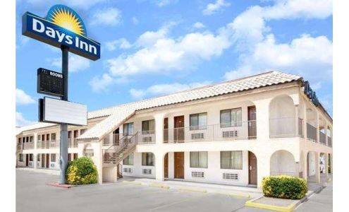 Days Inn by Wyndham Kingman East