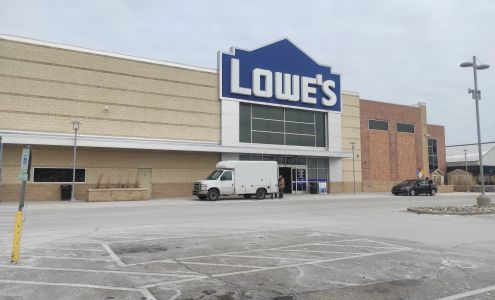 Lowe's Garden Center